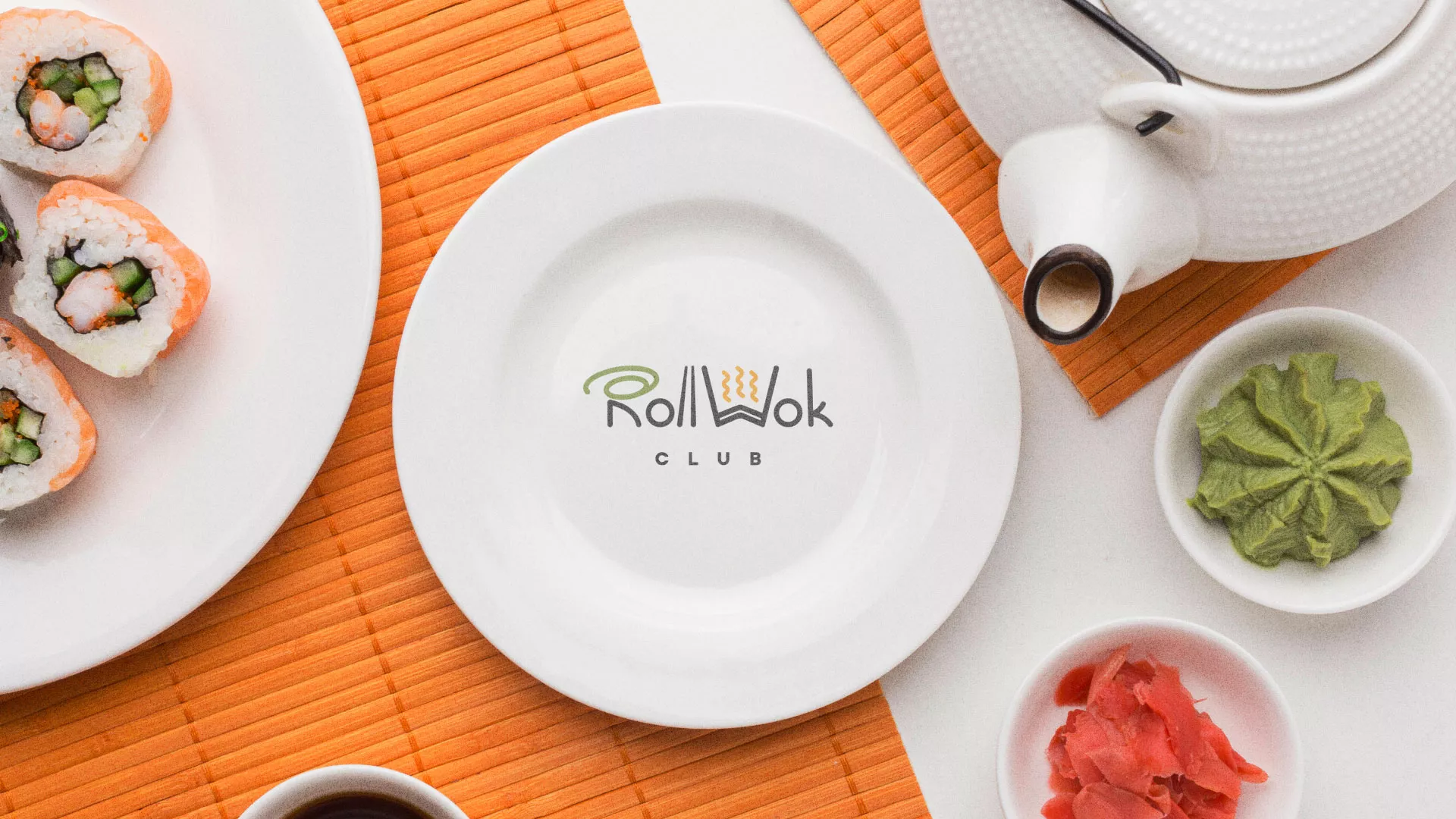 Разработка логотипа и фирменного стиля суши-бара «Roll Wok Club» в Медыни